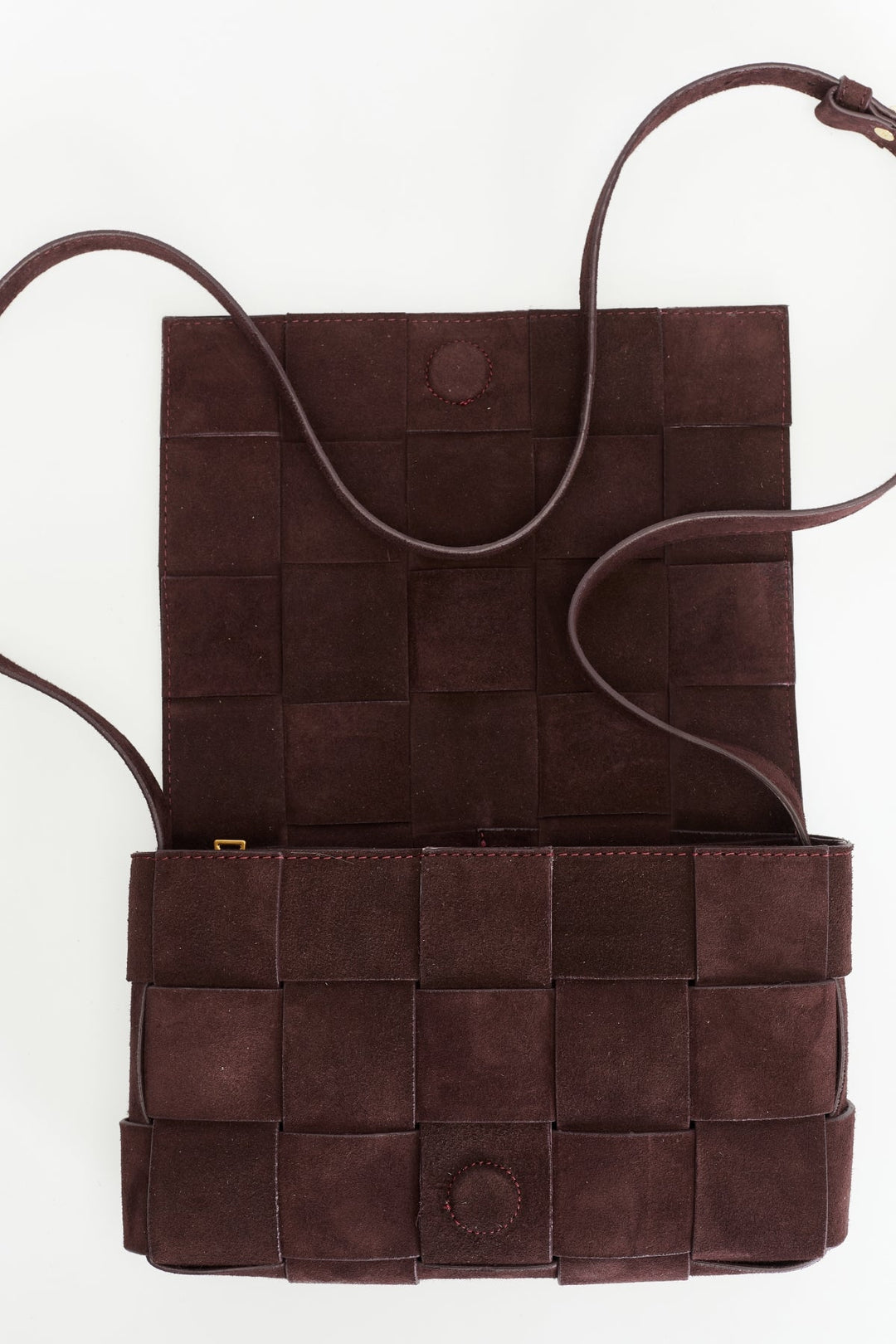 Red-brown woven suede crossbody handbag