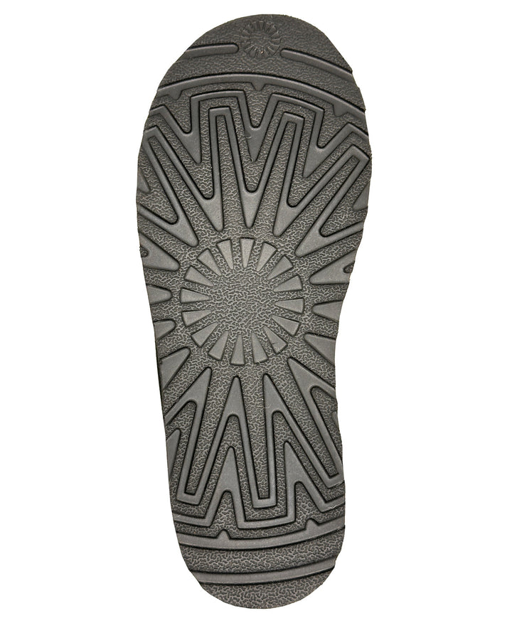 Black boot sole tread pattern