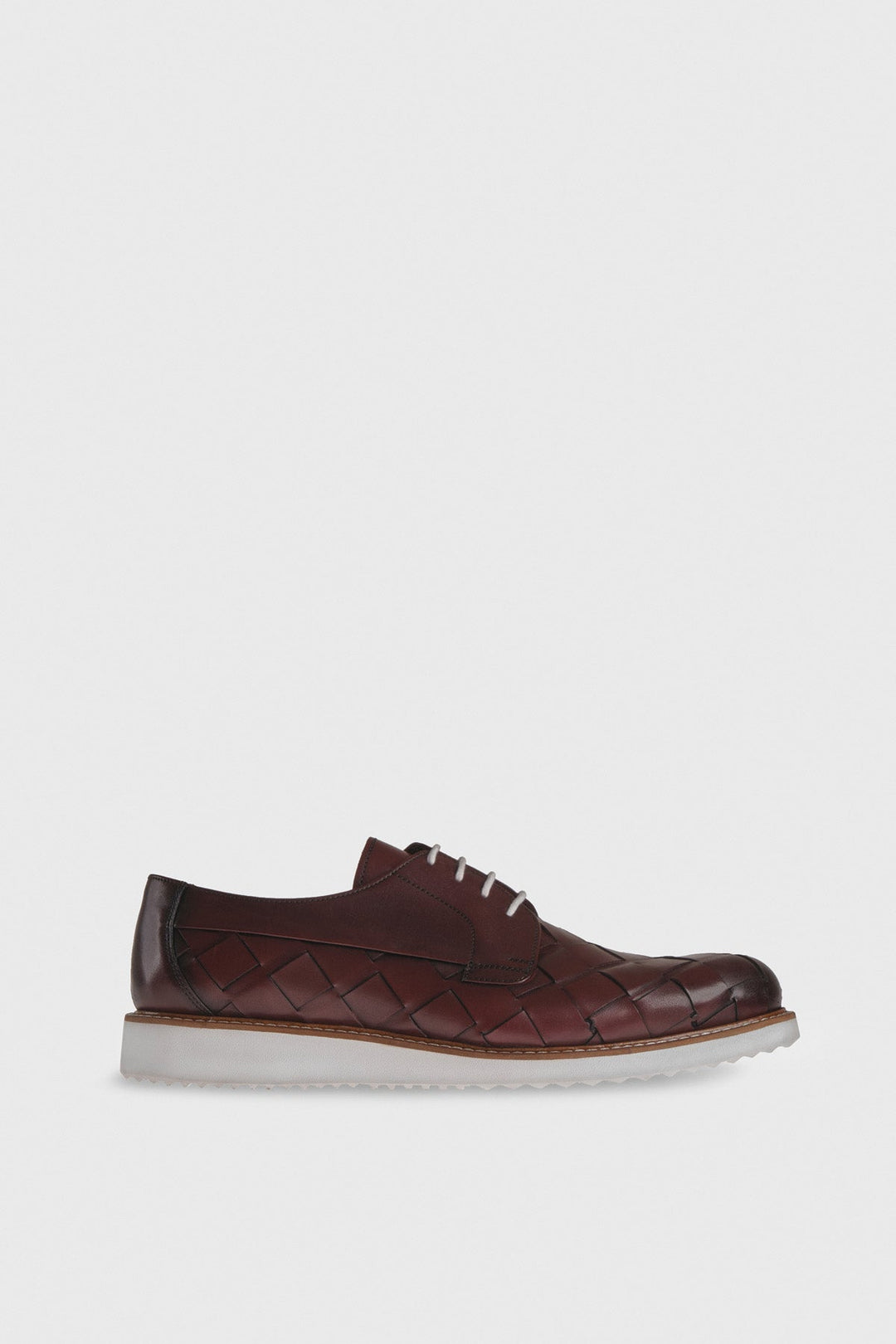 Burgundy leather men's lace-up shoe