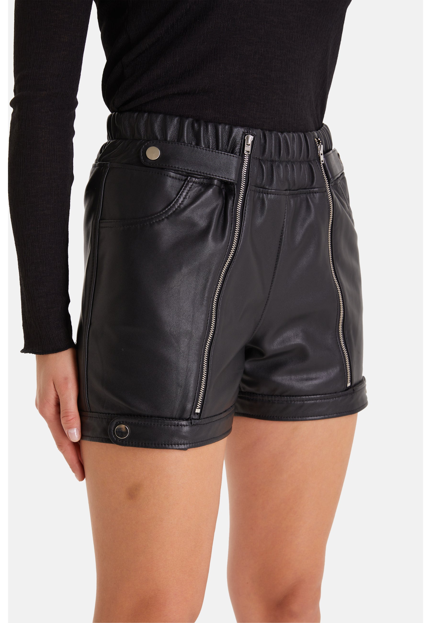 Women's Leather Fashion Short, Black