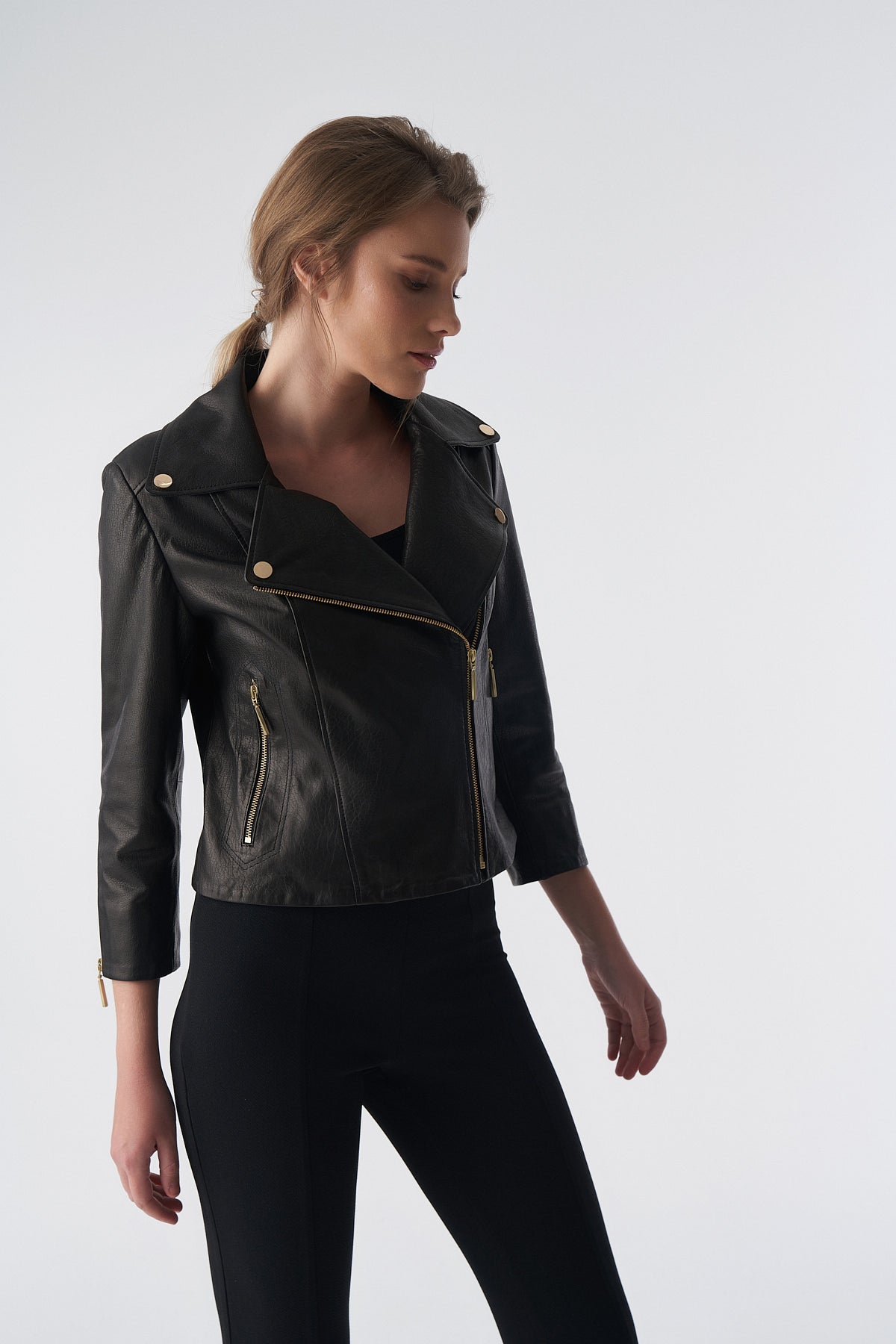 Women's Short-Sleeve Biker Jacket, Natural Grain Black